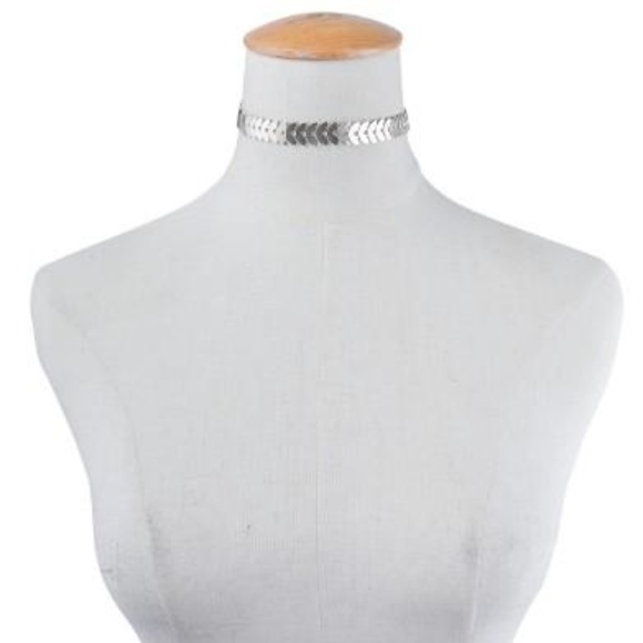 Jewelry - Silver Leaf Choker